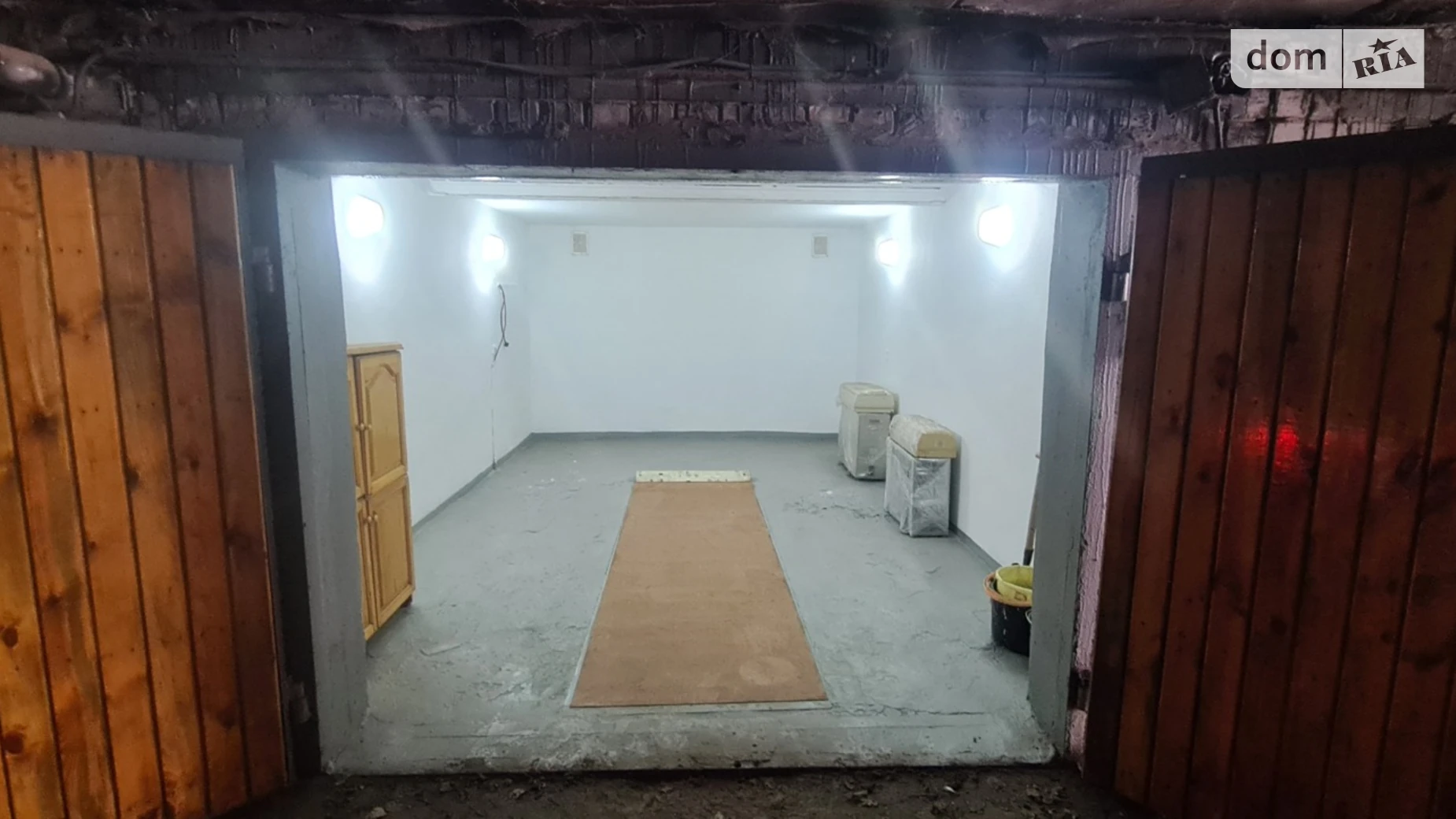 Продается отдельно стоящий гараж под легковое авто на 18 кв. м, цена: 6000 $ - фото 2