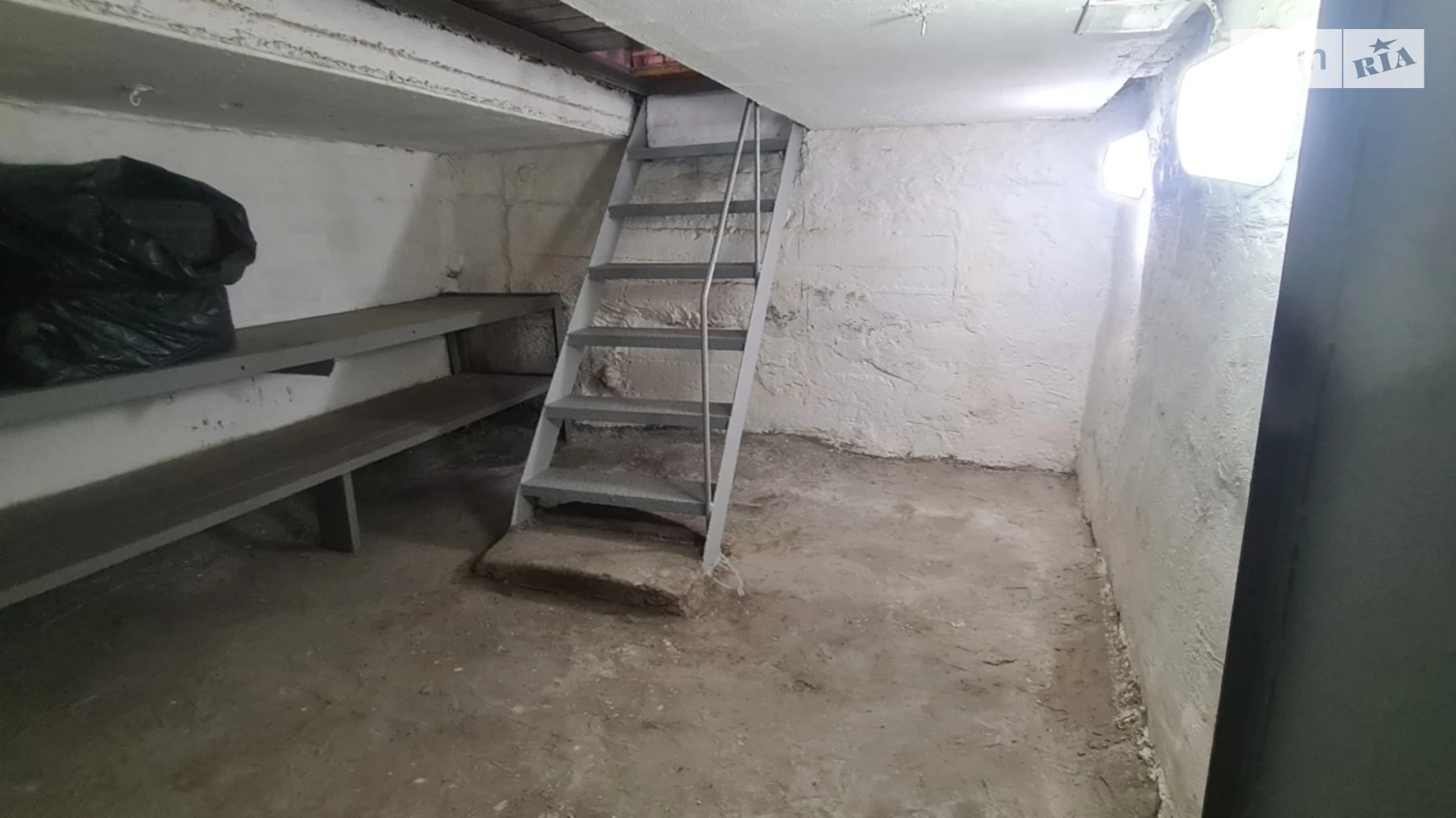 Продается отдельно стоящий гараж под легковое авто на 18 кв. м, цена: 6000 $ - фото 5