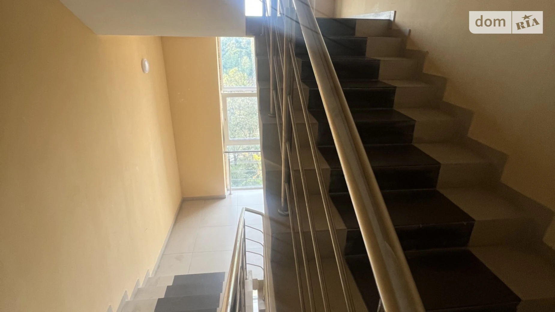 Продается 5-комнатная квартира 159 кв. м в Новояворовске, ул. Вербицкого, 12 - фото 5