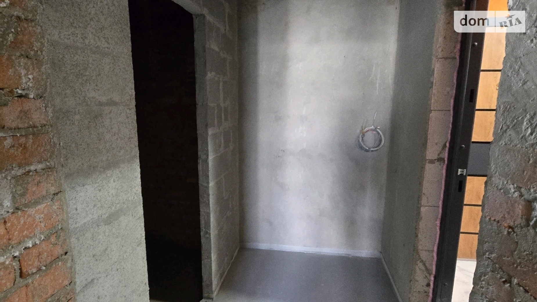 Продается 1-комнатная квартира 21 кв. м в Гостомеле, ул. Украинская, 12/4 - фото 2