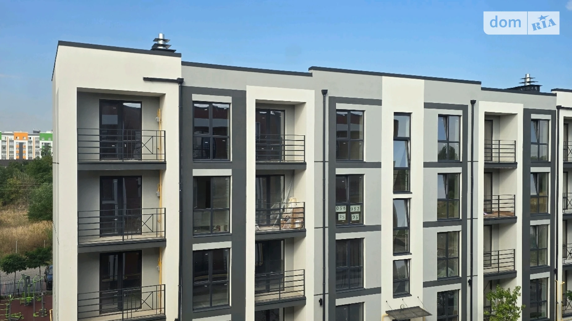 Продается 1-комнатная квартира 26 кв. м в Гостомеле, Гостомель вул Українська, 13/4 - фото 2