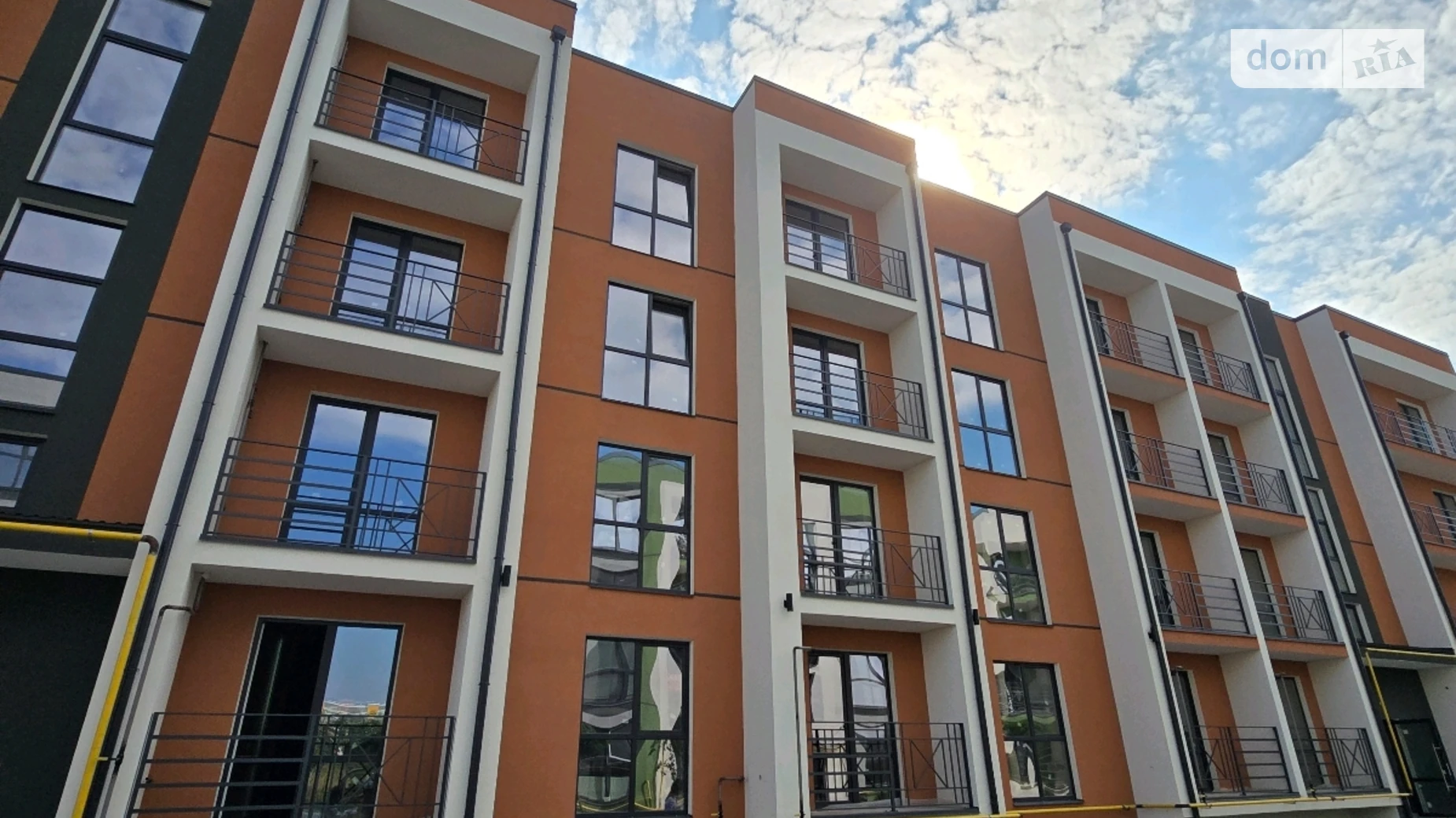 Продається 2-кімнатна квартира 33 кв. м у Гостомелі - фото 2