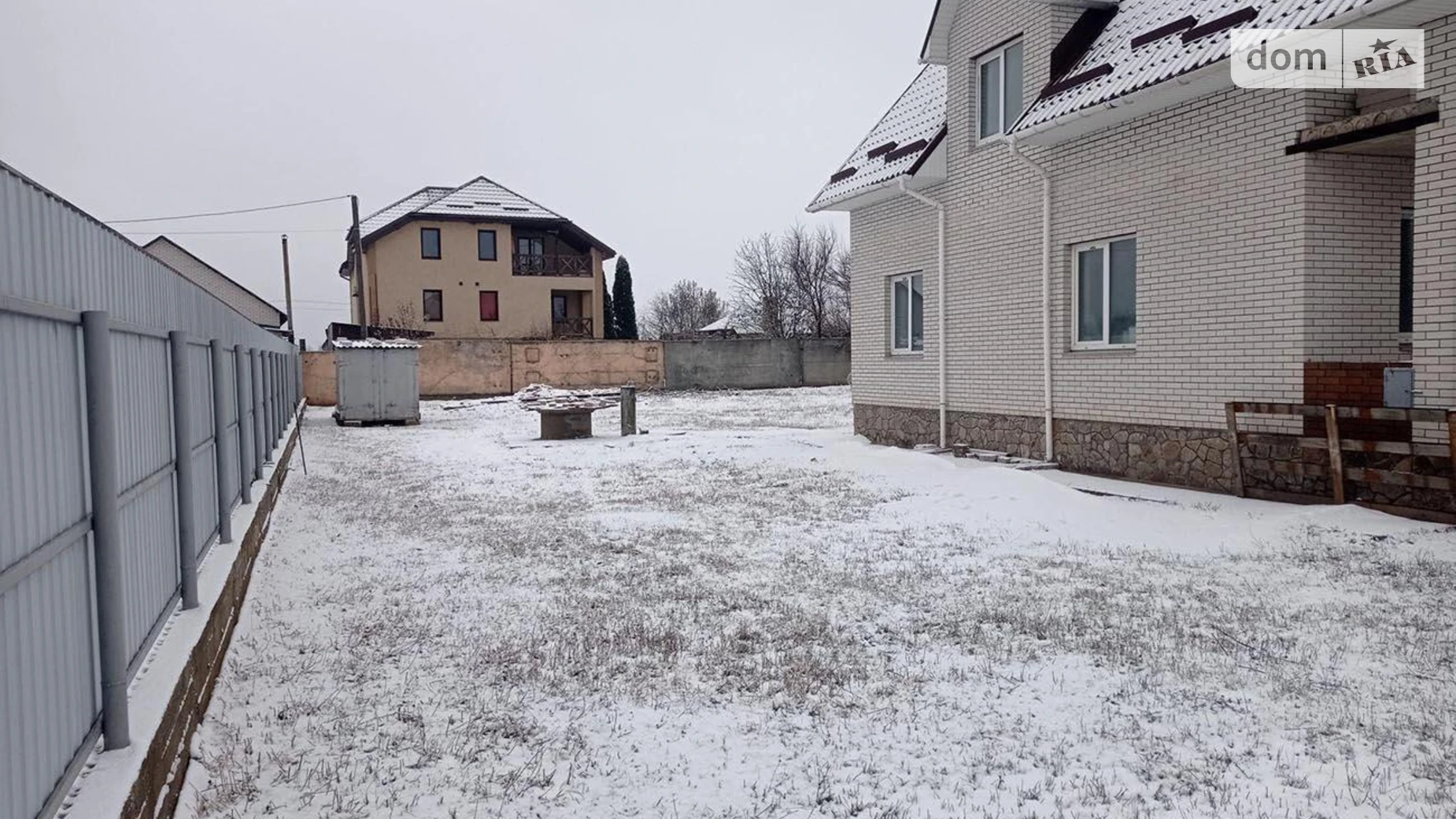 Продается дом на 2 этажа 140.7 кв. м с бассейном, цена: 75000 $ - фото 3