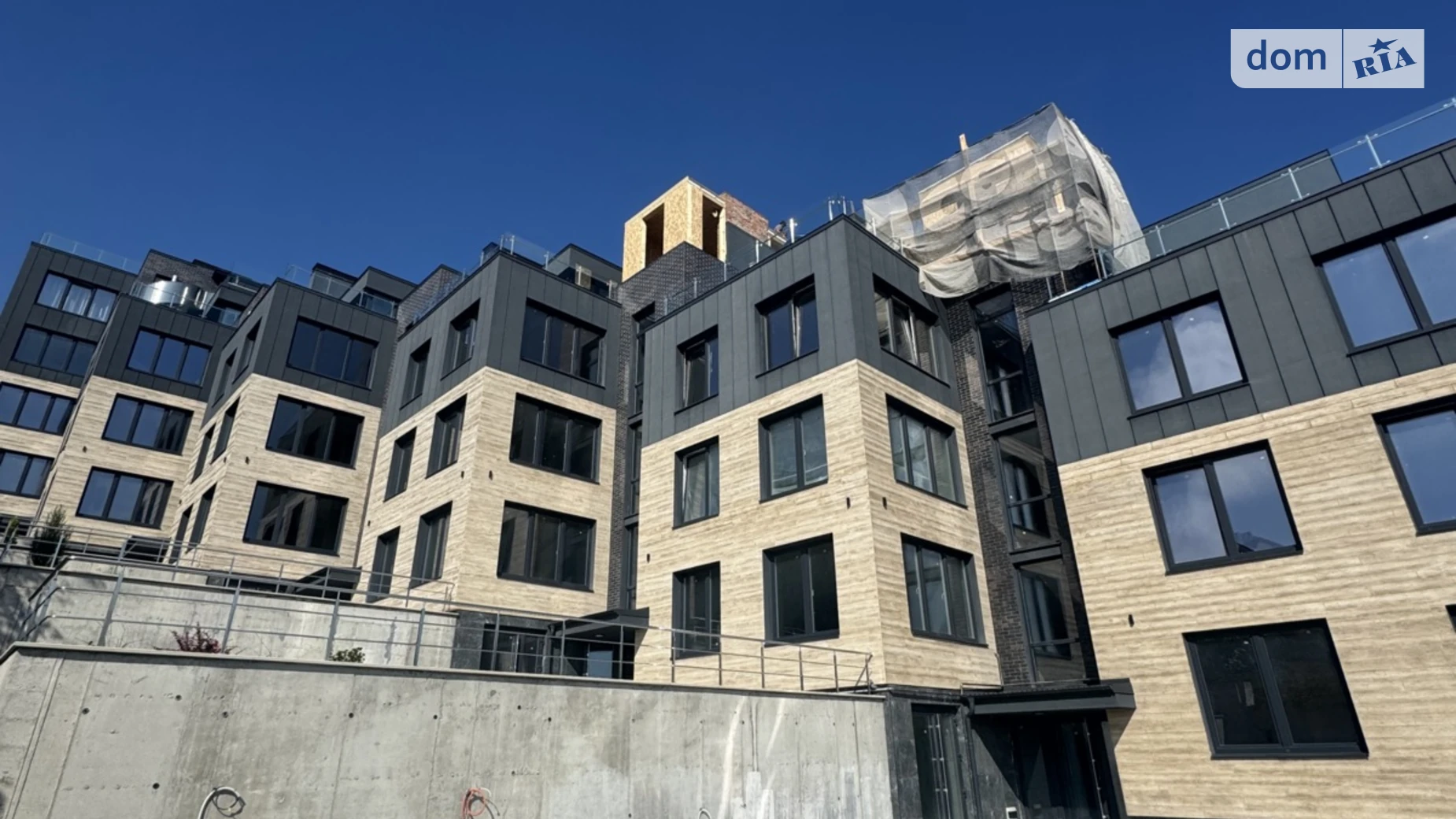 3-комнатная квартира 118.4 кв. м в Тернополе, ул. Билецкая, 16 - фото 2