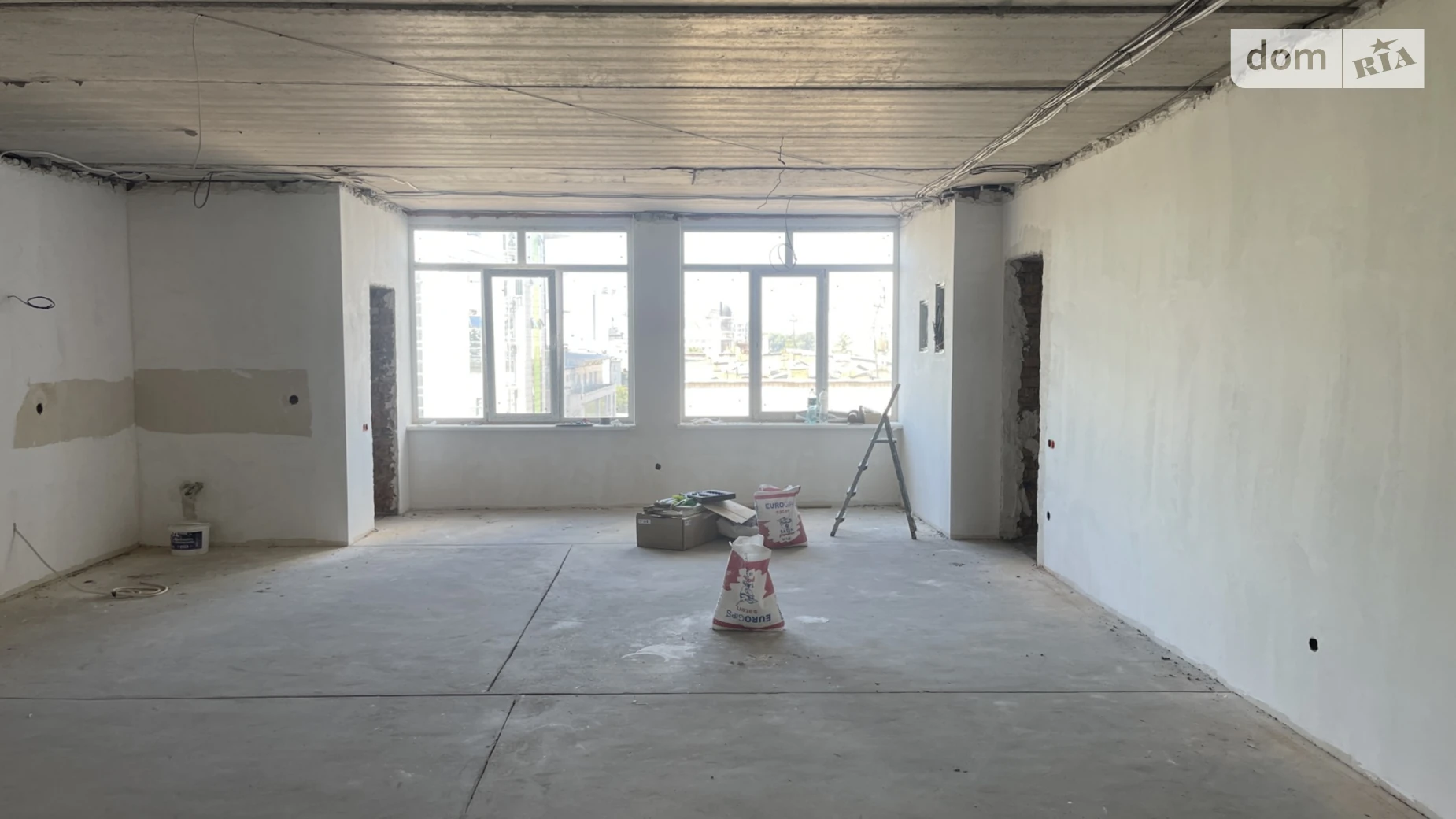 Продается 2-комнатная квартира 82.5 кв. м в Хмельницком, ул. Подольская, 58 - фото 2