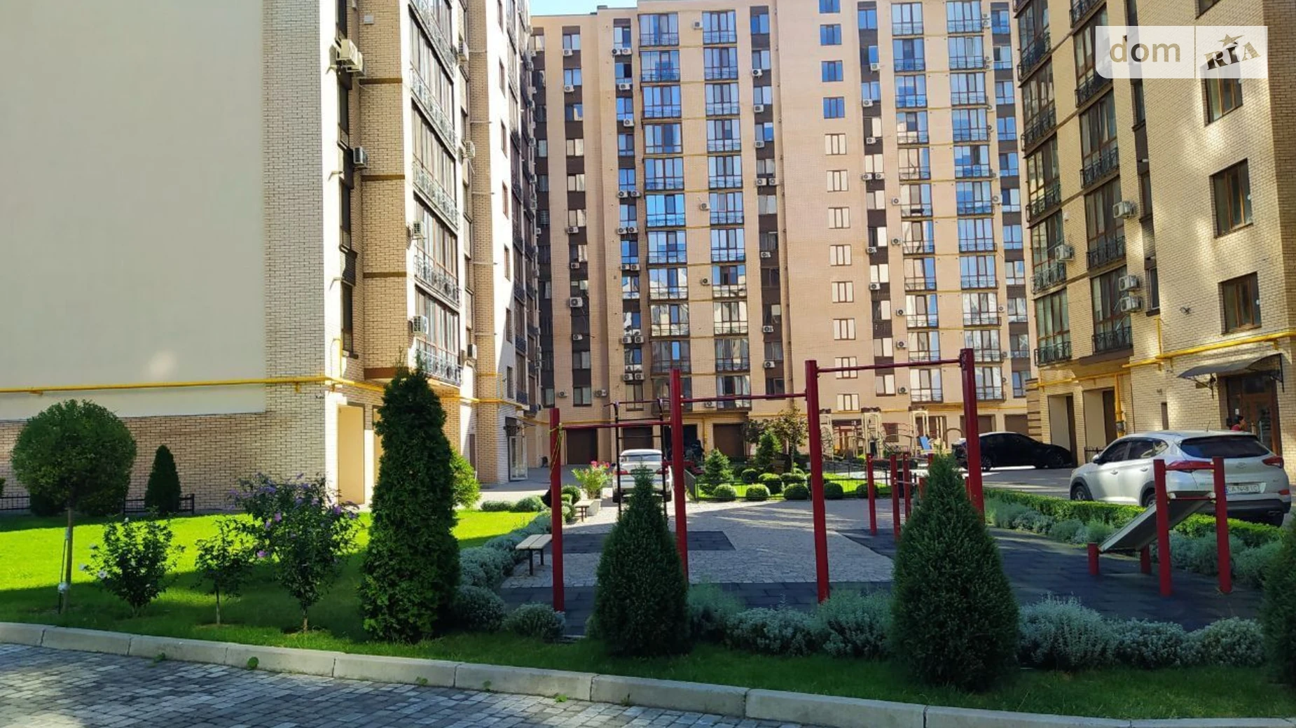 Продается 2-комнатная квартира 68 кв. м в Черкассах, ул. Героев Днепра, 4 - фото 2