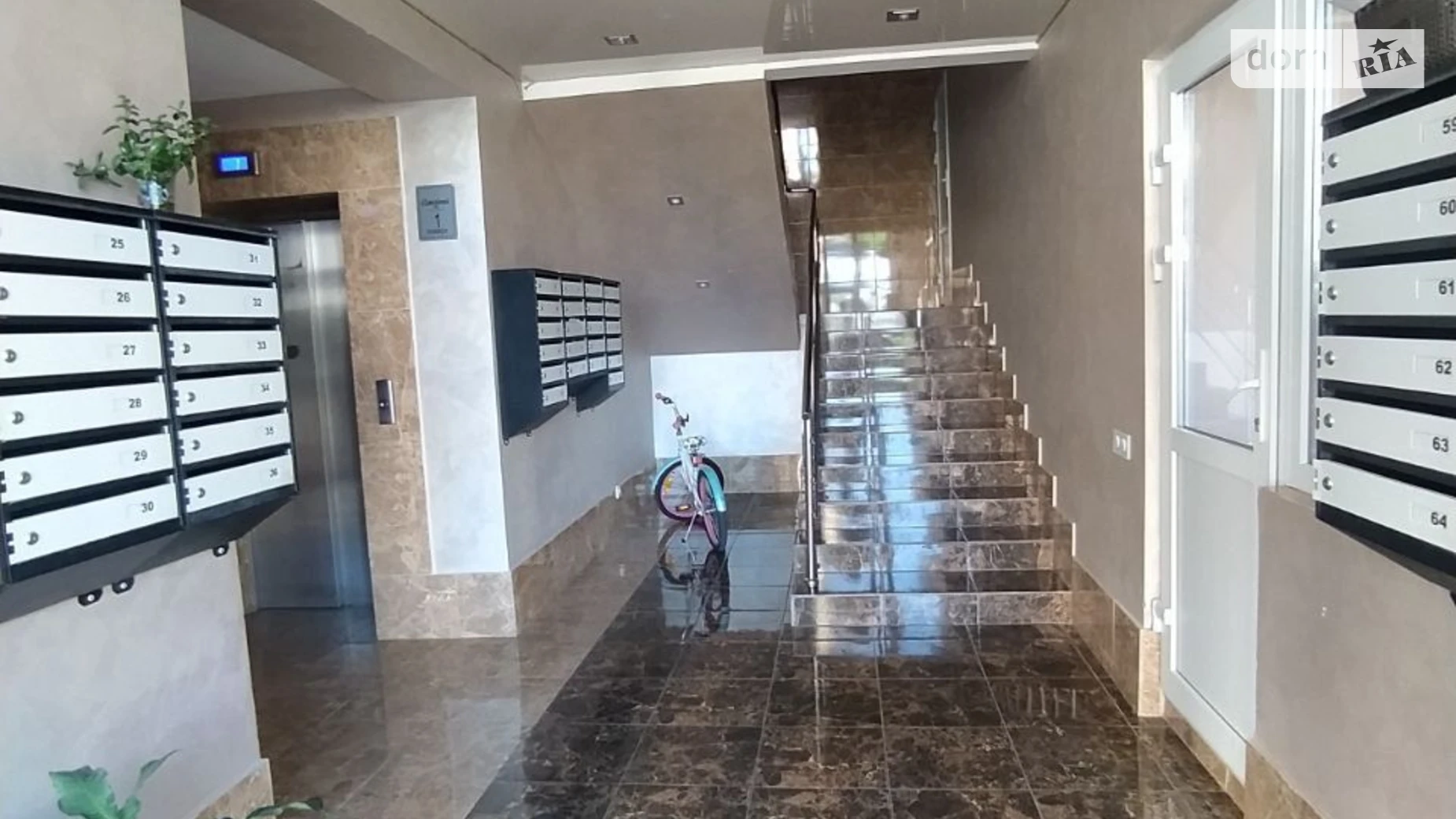 Продается 2-комнатная квартира 68 кв. м в Черкассах, ул. Героев Днепра, 4 - фото 3