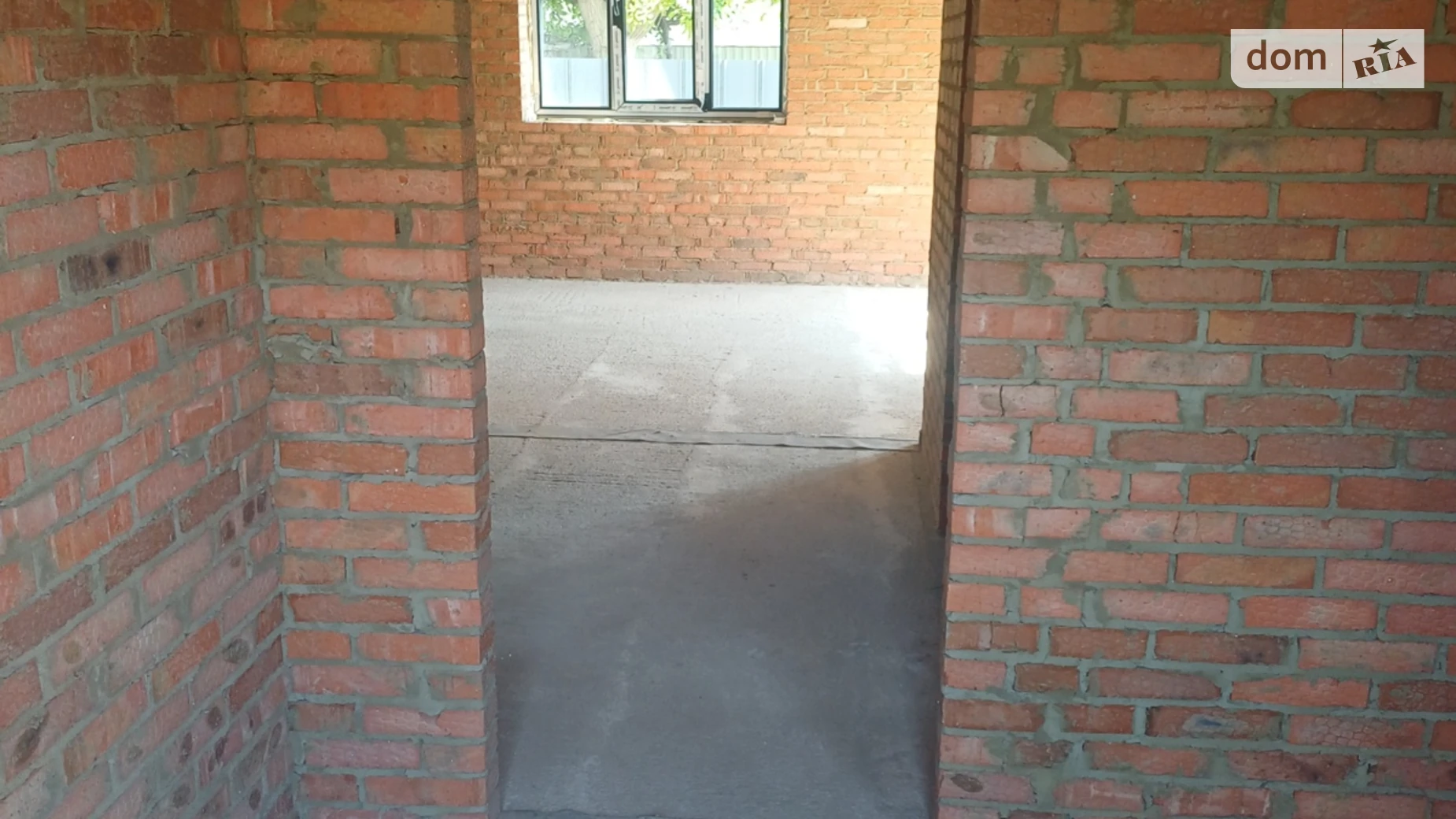 Продается дом на 2 этажа 120 кв. м с бассейном, цена: 125000 $ - фото 3