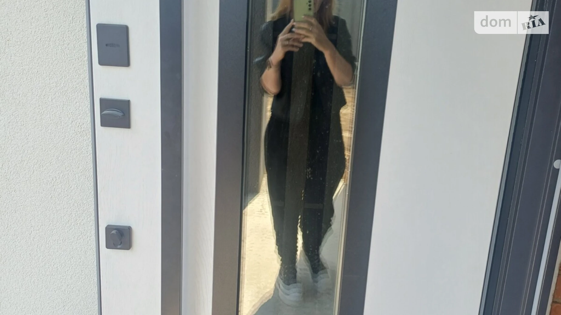 Продается дом на 2 этажа 120 кв. м с бассейном, цена: 125000 $ - фото 4
