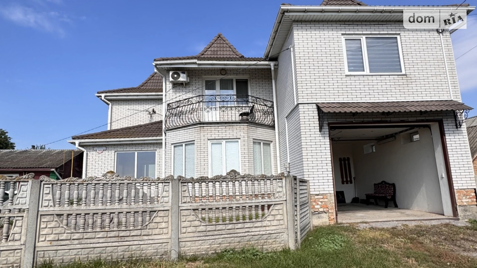 Продается дом на 2 этажа 260 кв. м с камином, цена: 115000 $ - фото 3