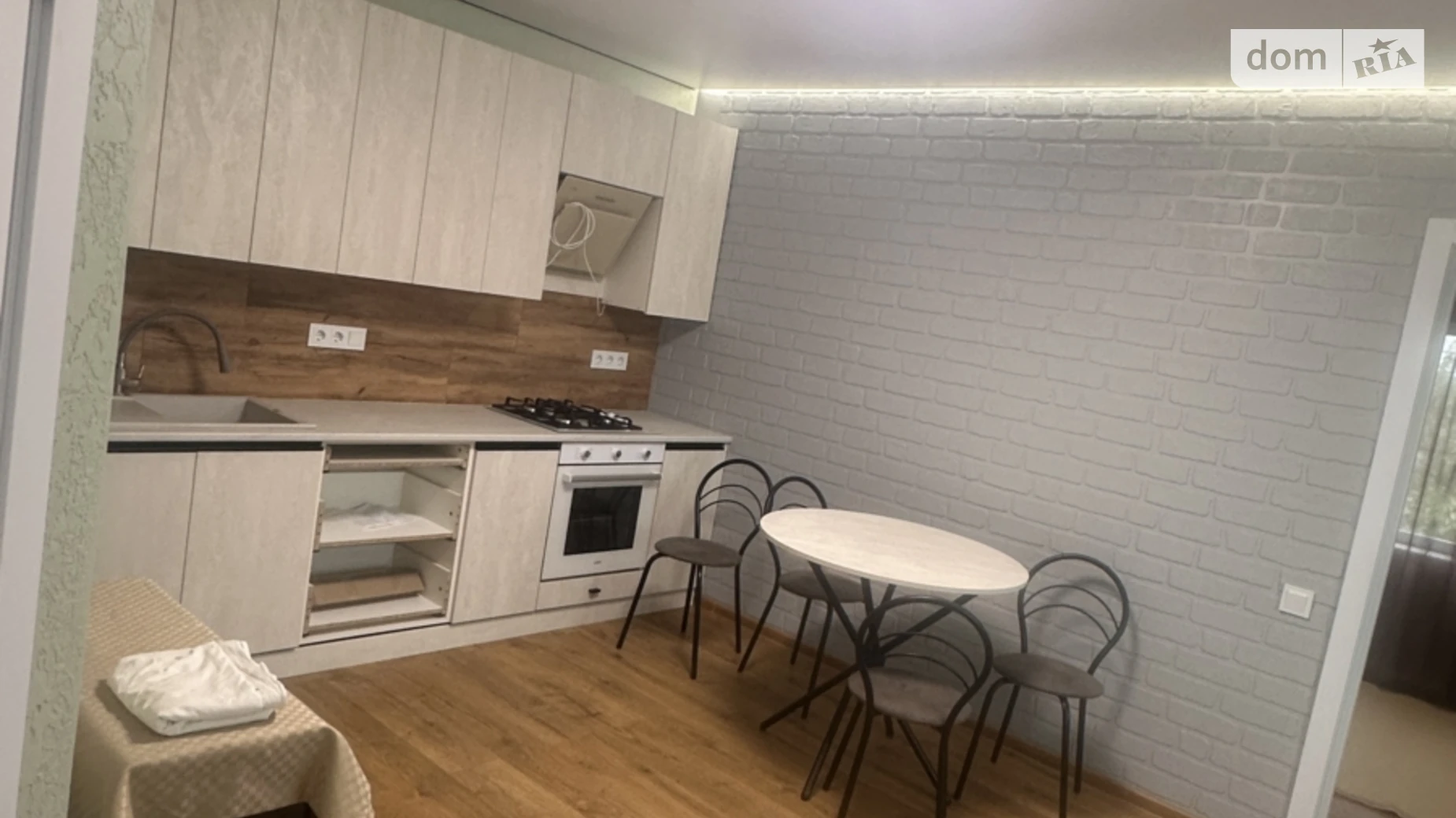 Сдается в аренду 2-комнатная квартира 55 кв. м в Одессе, ул. Радужная, 26 - фото 5