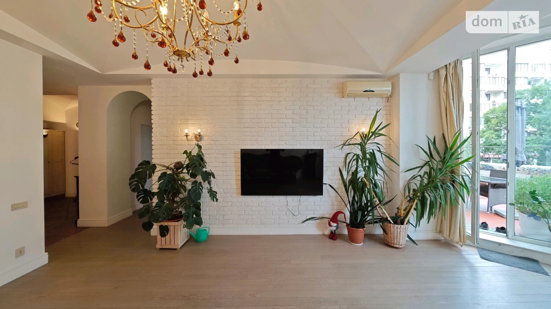 Сдается в аренду 3-комнатная квартира 116 кв. м в Одессе, бул. Французский, 49А - фото 2