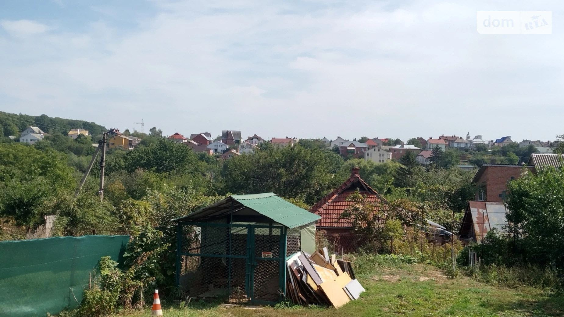 Продается дом на 3 этажа 149 кв. м с бассейном, цена: 110000 $ - фото 3