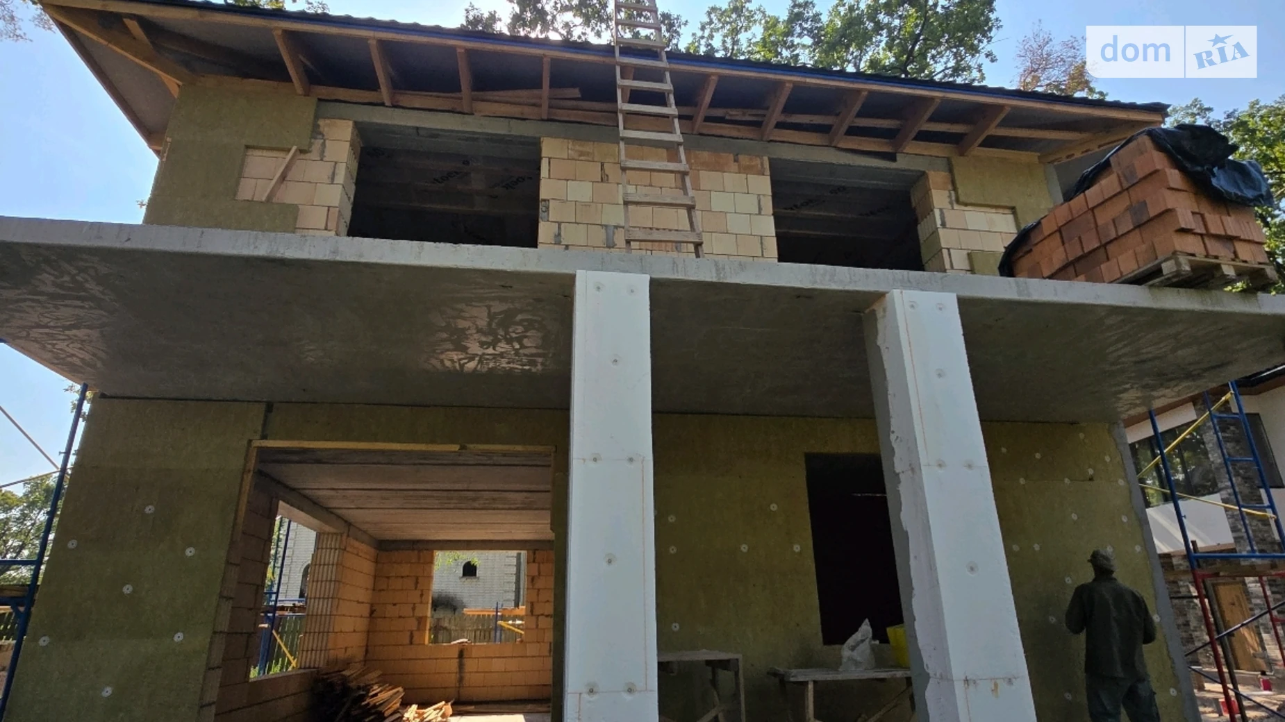 Продается дом на 2 этажа 110 кв. м с террасой, цена: 185000 $ - фото 2