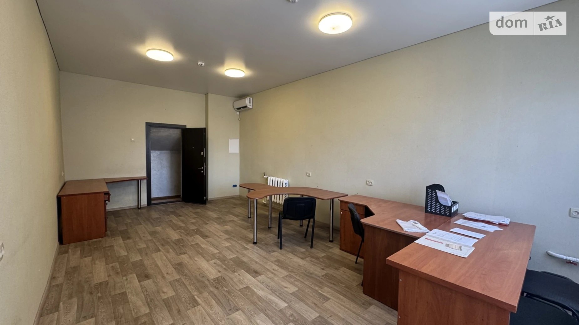 Сдается в аренду офис 32 кв. м в бизнес-центре, цена: 6400 грн - фото 2