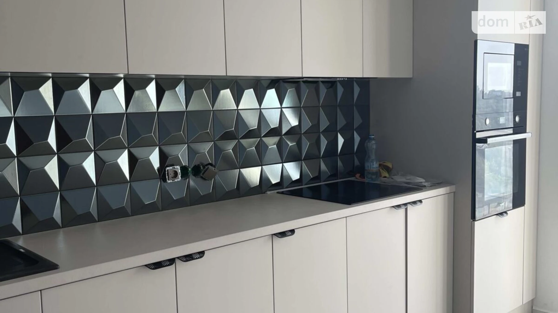 Продается 1-комнатная квартира 48 кв. м в Полтаве, ул. Европейская - фото 2