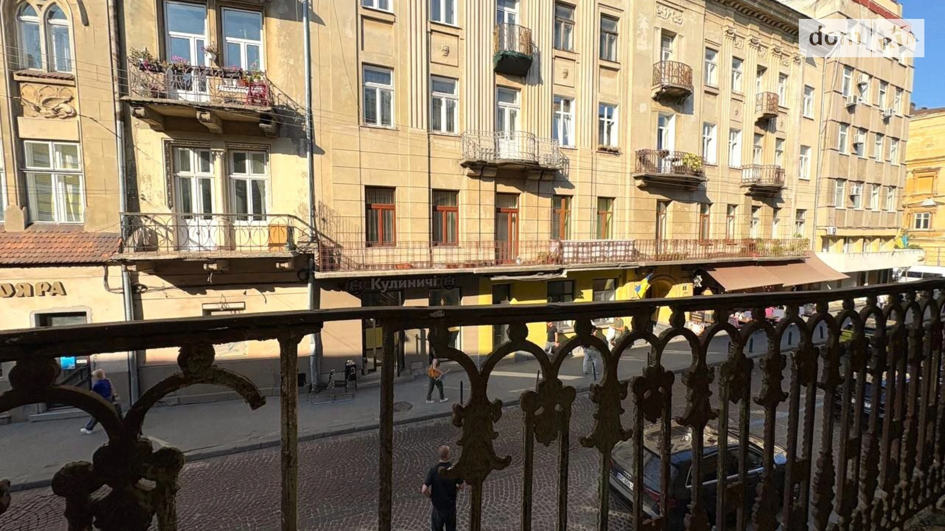 Продается 2-комнатная квартира 72 кв. м в Львове, ул. Пекарская - фото 3