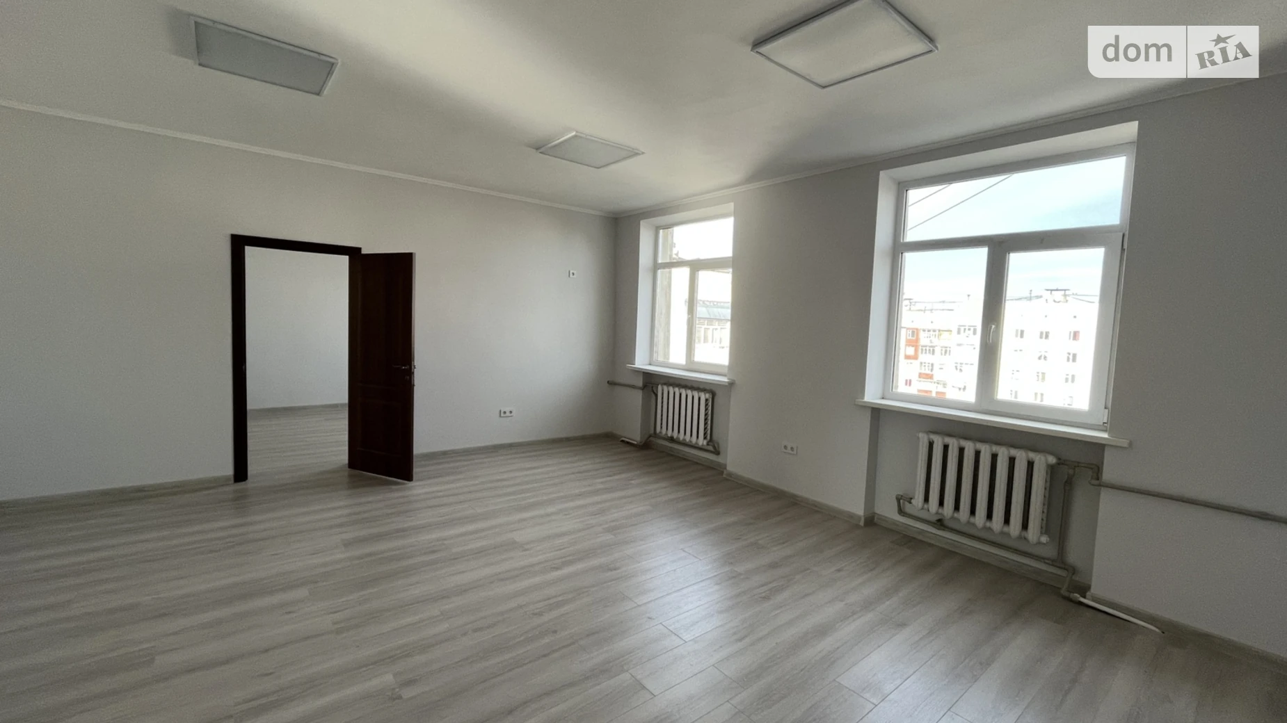 Сдается в аренду офис 200 кв. м в бизнес-центре, цена: 60000 грн - фото 4