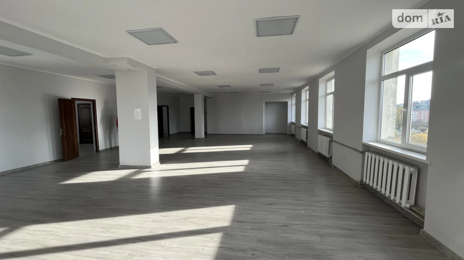 Сдается в аренду офис 200 кв. м в бизнес-центре, цена: 60000 грн - фото 3