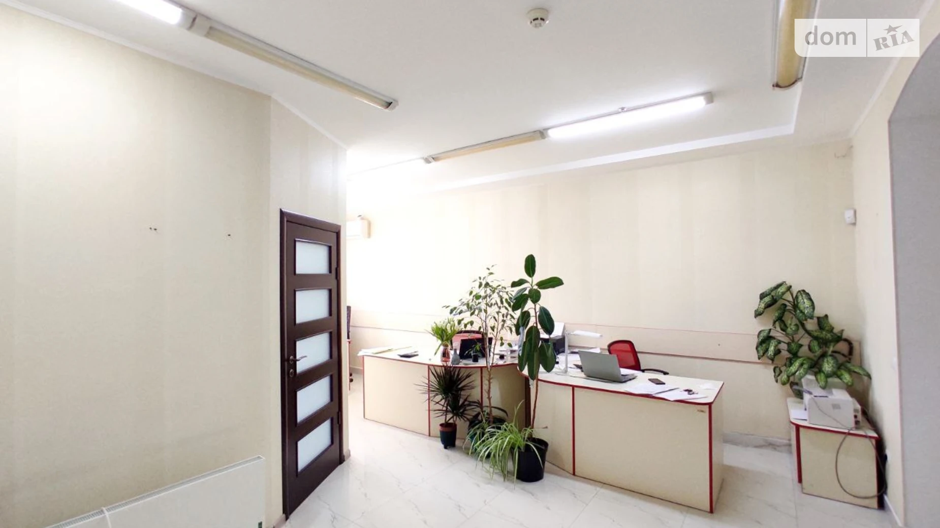 Сдается в аренду офис 55.7 кв. м в бизнес-центре, цена: 12000 грн - фото 5