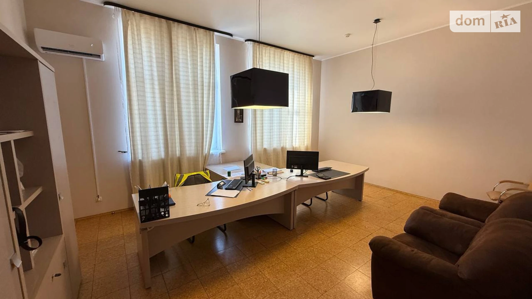 Продается офис 160 кв. м в бизнес-центре, цена: 184000 $ - фото 2