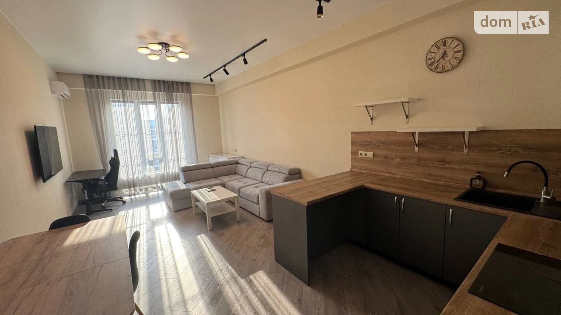 Продается 1-комнатная квартира 40.2 кв. м в Киеве, ул. Михаила Максимовича, 24Б - фото 2