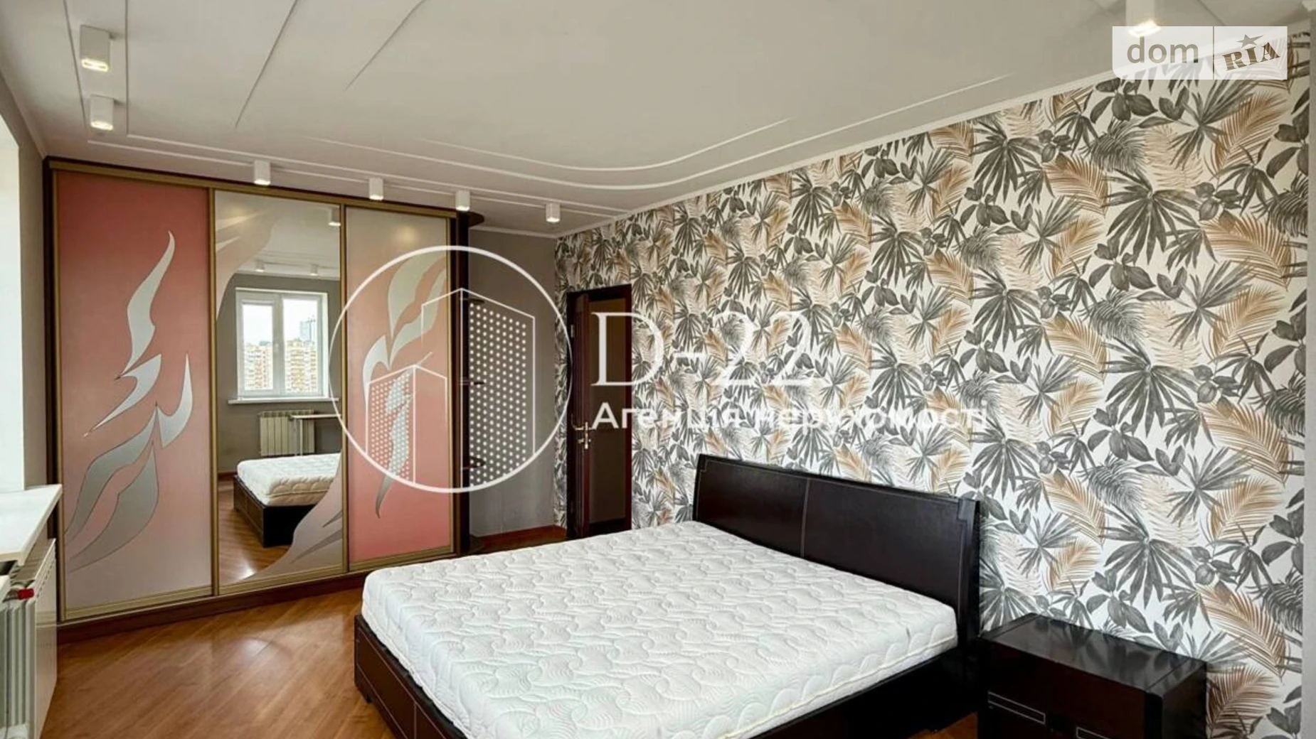 Продається 2-кімнатна квартира 81.1 кв. м у Києві, вул. Ахматової Анни, 13Г - фото 3