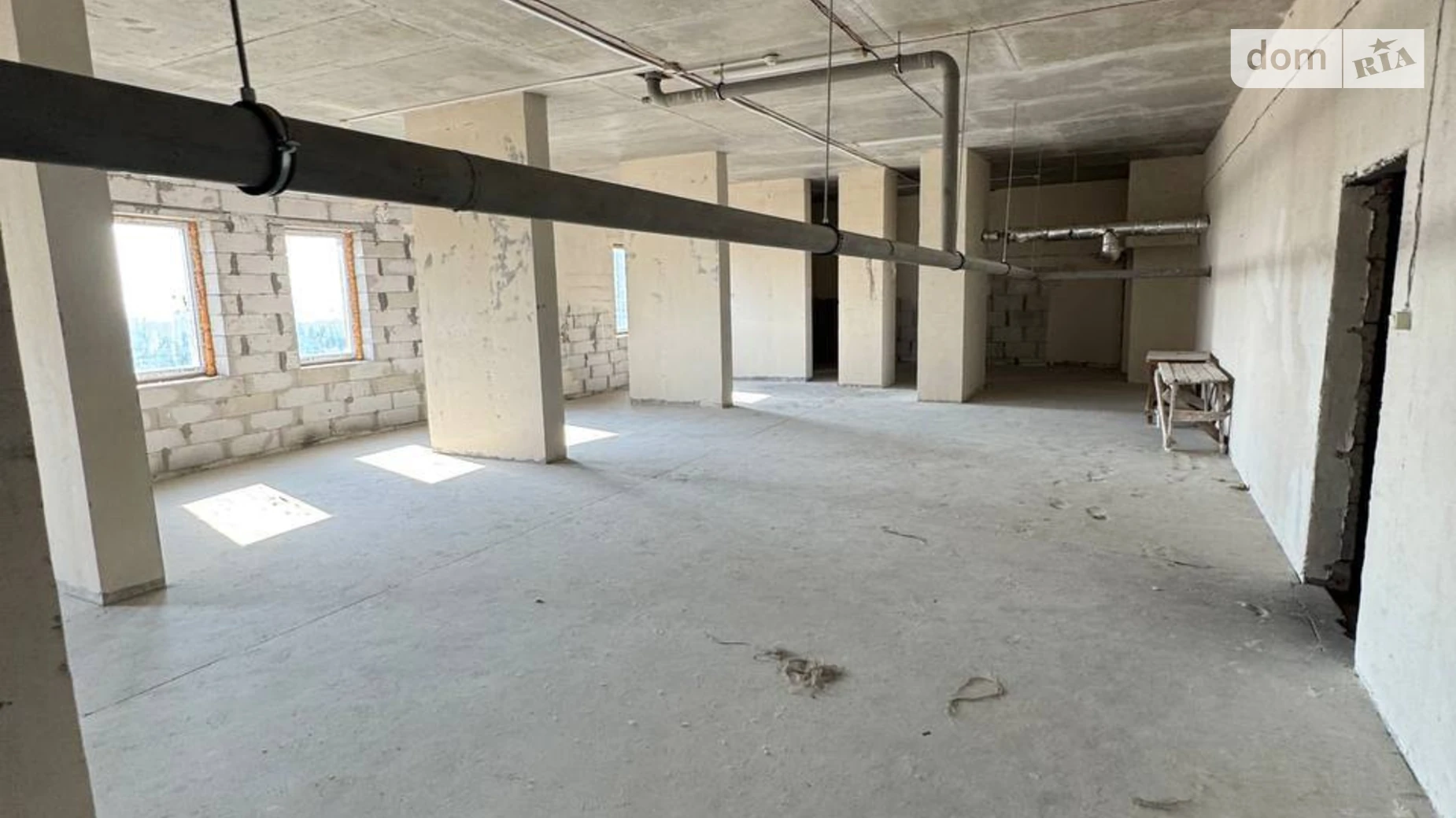 Продается офис 512.4 кв. м в бизнес-центре, цена: 256200 $ - фото 4