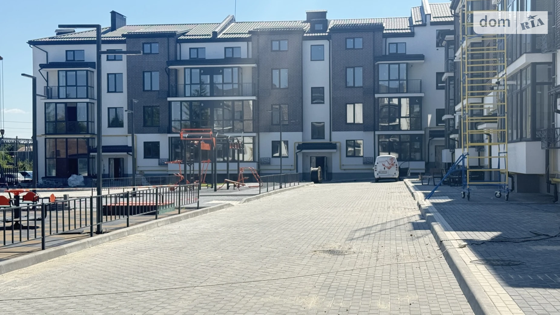 Продается 1-комнатная квартира 38.7 кв. м в Виннице, ул. Євгения Патона - фото 2