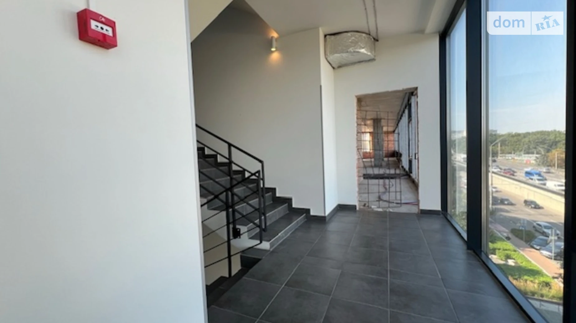 Сдается в аренду офис 290 кв. м в бизнес-центре, цена: 3480 $ - фото 4