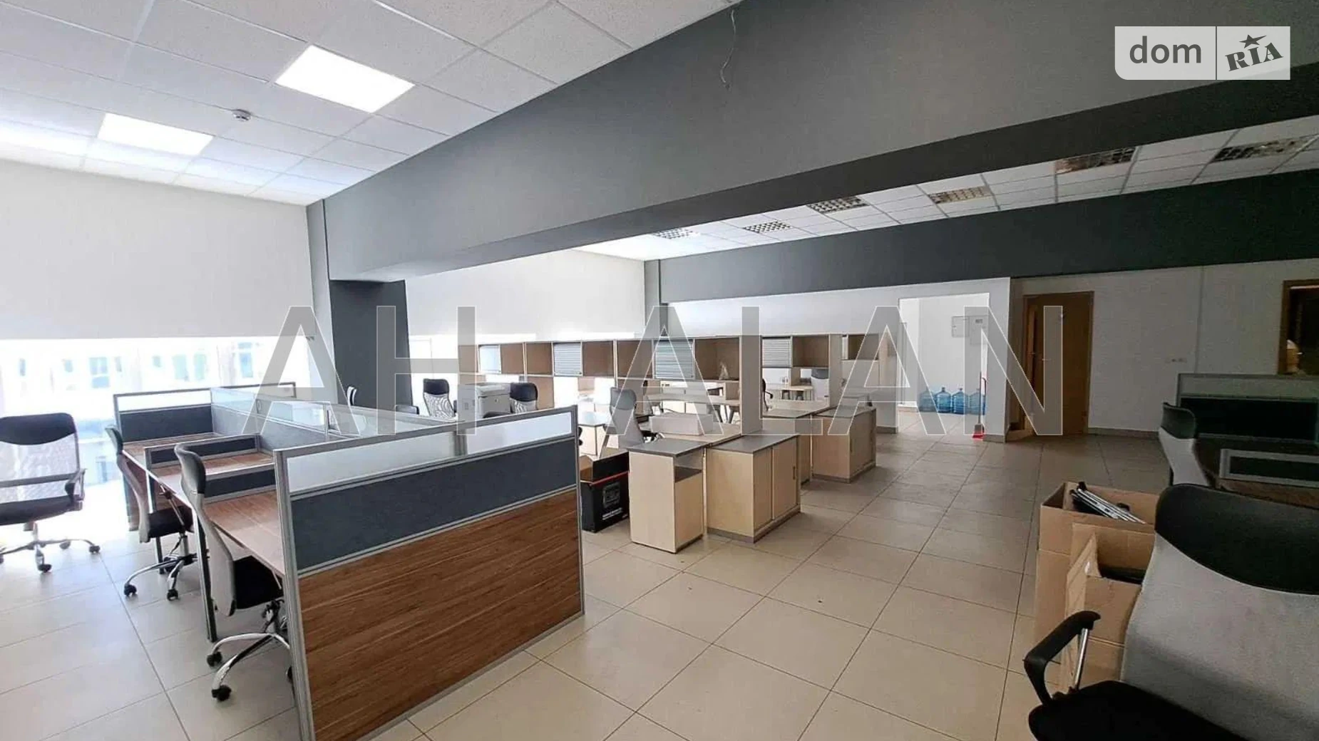 Сдается в аренду офис 375 кв. м в бизнес-центре, цена: 131250 грн - фото 2