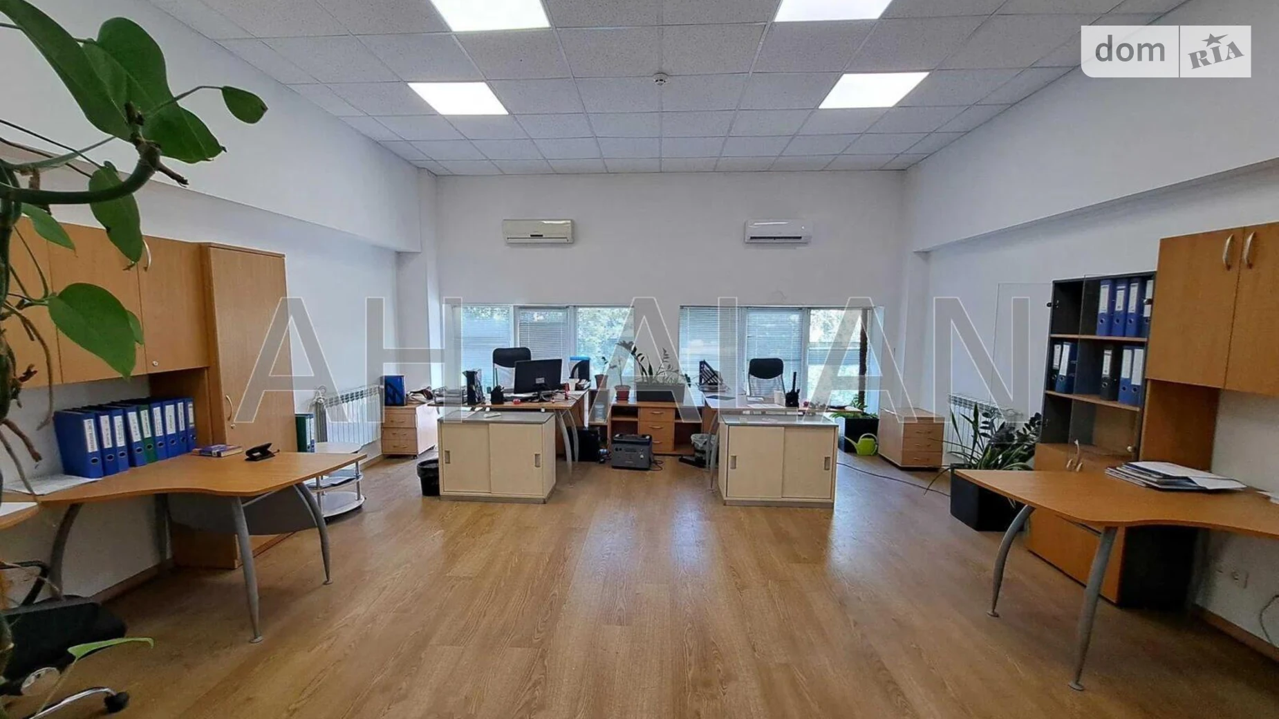 Сдается в аренду офис 375 кв. м в бизнес-центре, цена: 131250 грн - фото 3