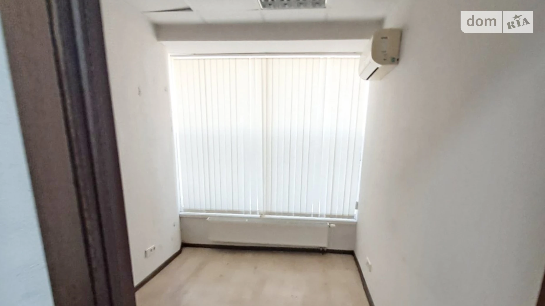 Сдается в аренду офис 32 кв. м в бизнес-центре, цена: 11535 грн - фото 2