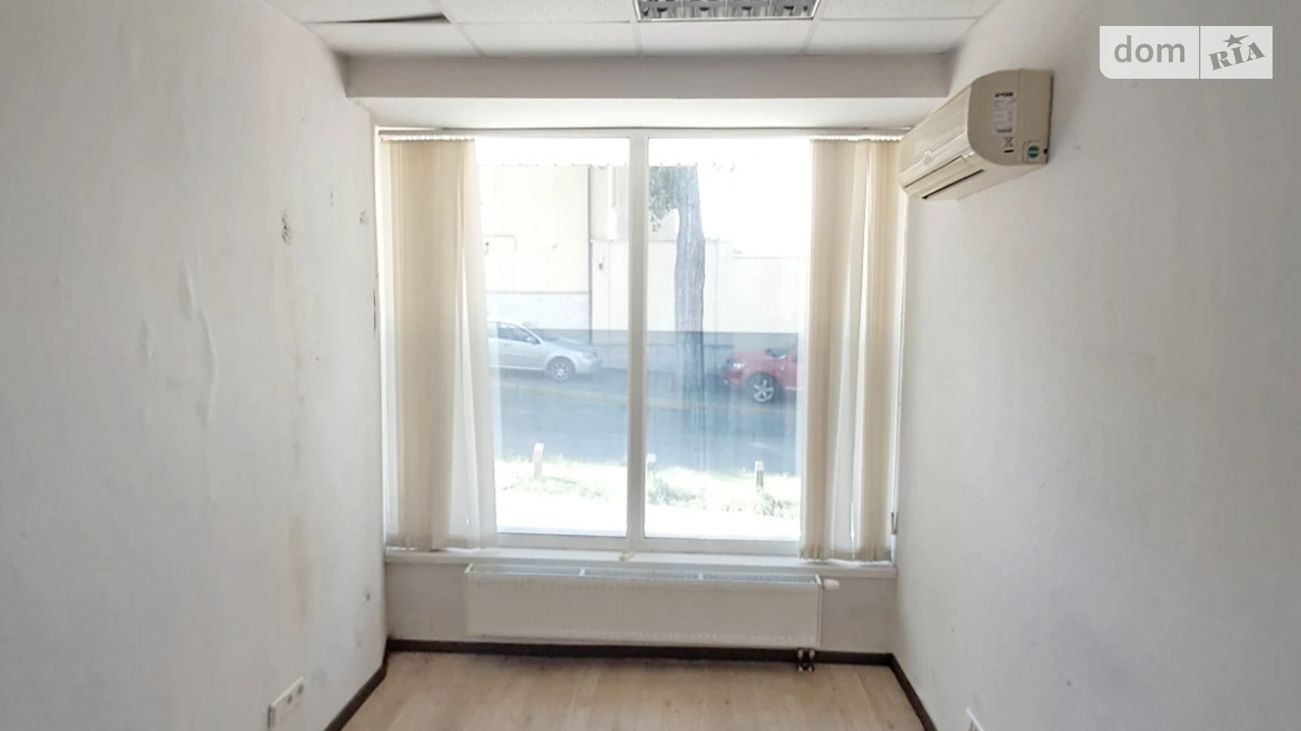 Сдается в аренду офис 32 кв. м в бизнес-центре, цена: 11535 грн - фото 3