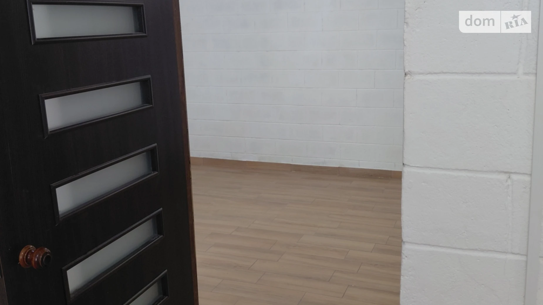 Продается объект сферы услуг 54.2 кв. м в 2-этажном здании, цена: 24000 $ - фото 5