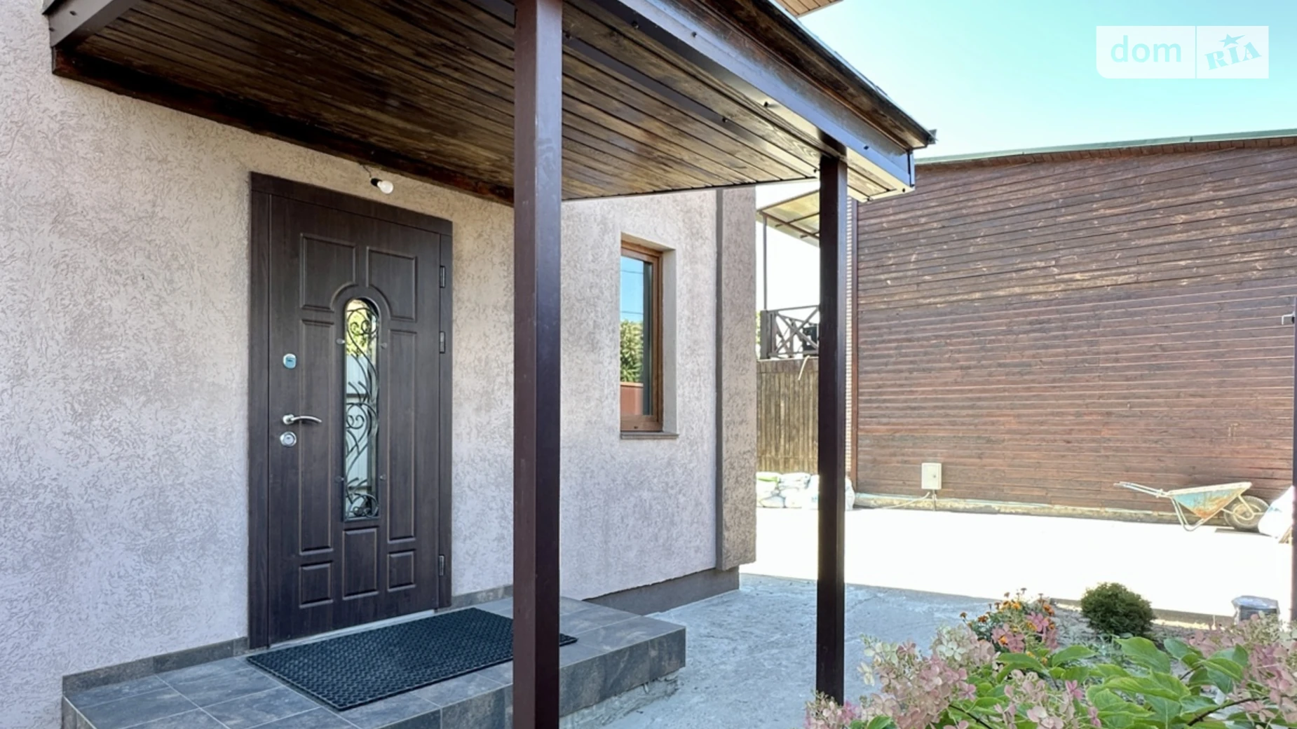 Продается дом на 2 этажа 133.4 кв. м с гаражом, цена: 155000 $ - фото 2