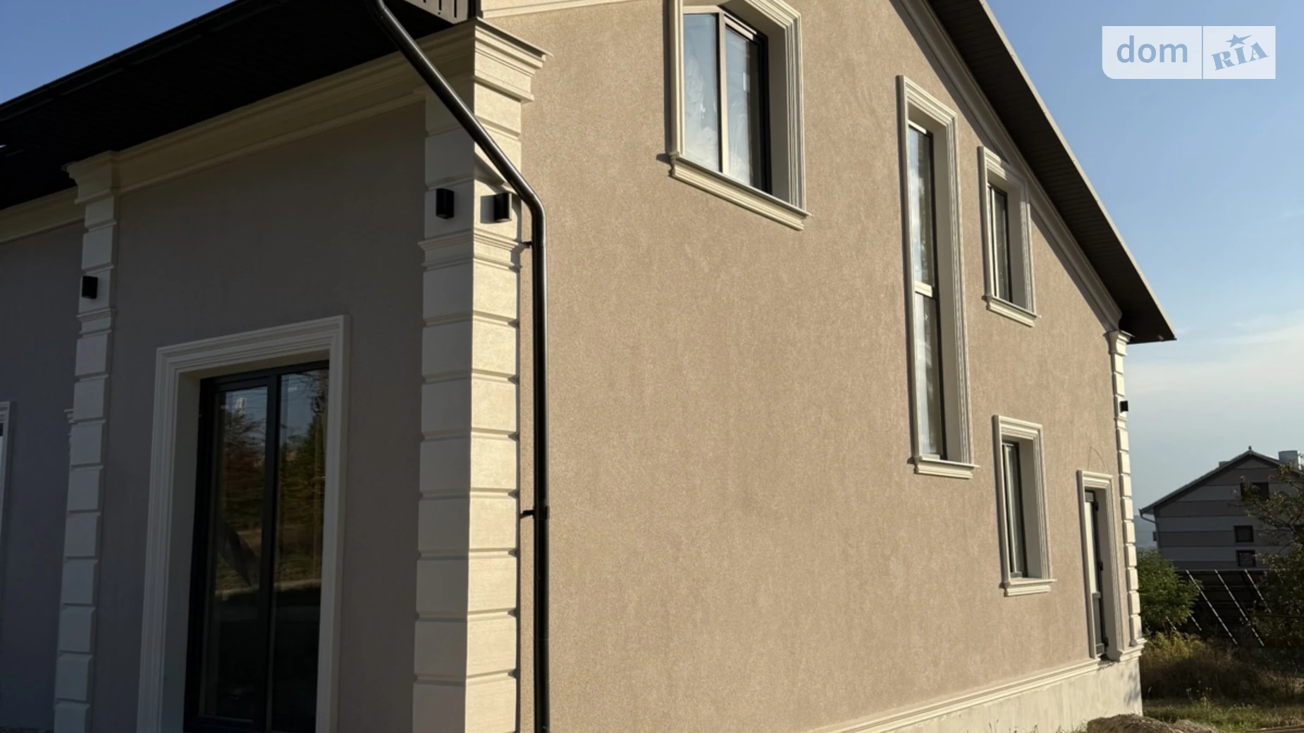 Продается дом на 2 этажа 200 кв. м с мебелью, цена: 110000 $ - фото 3