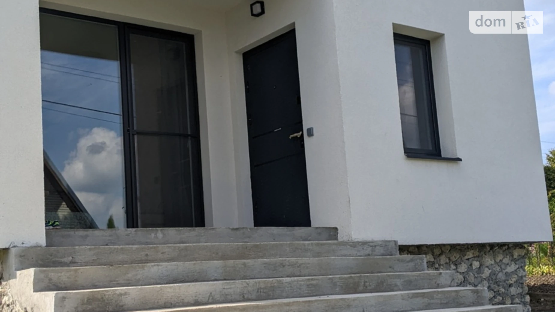 Продается дом на 2 этажа 90 кв. м с бассейном, цена: 93000 $ - фото 4