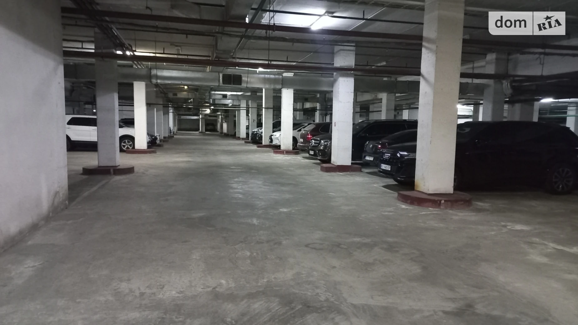 Продается подземный паркинг универсальный на 31 кв. м, цена: 40300 $ - фото 2