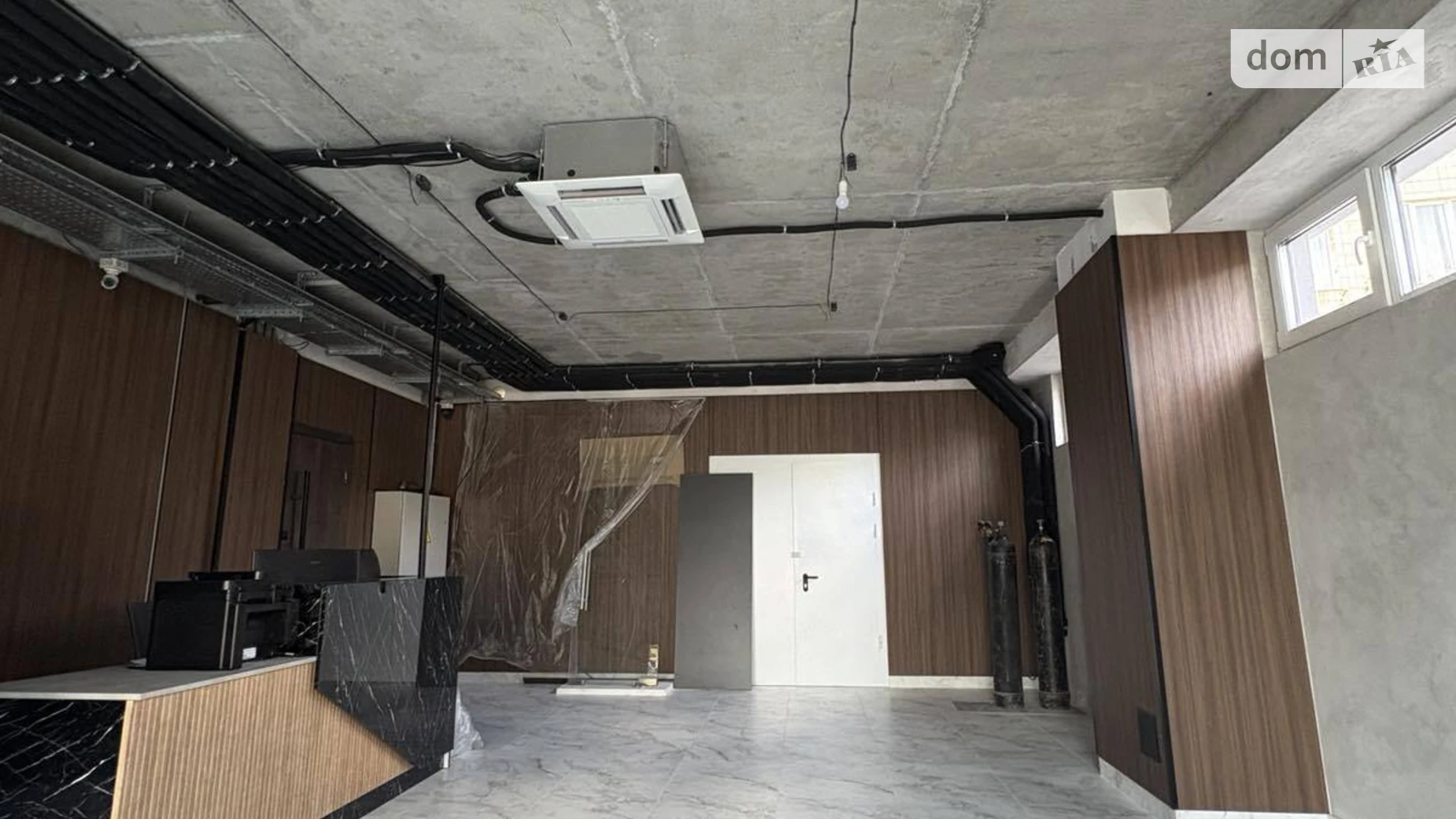 Здається в оренду приміщення вільного призначення 255 кв. м в 9-поверховій будівлі, цена: 204000 грн - фото 4