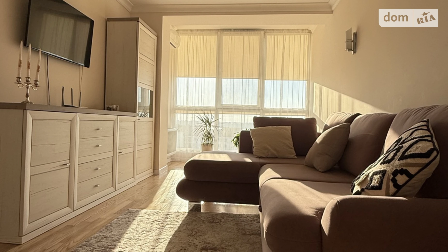 Продается 2-комнатная квартира 56.6 кв. м в Ровно, ул. Черновола Вячеслава - фото 2