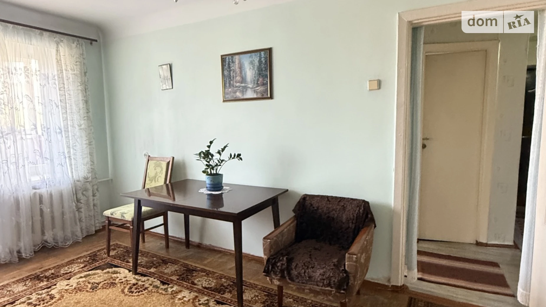 Продается 2-комнатная квартира 43.6 кв. м в Ровно, ул. Соборная, 22 - фото 2