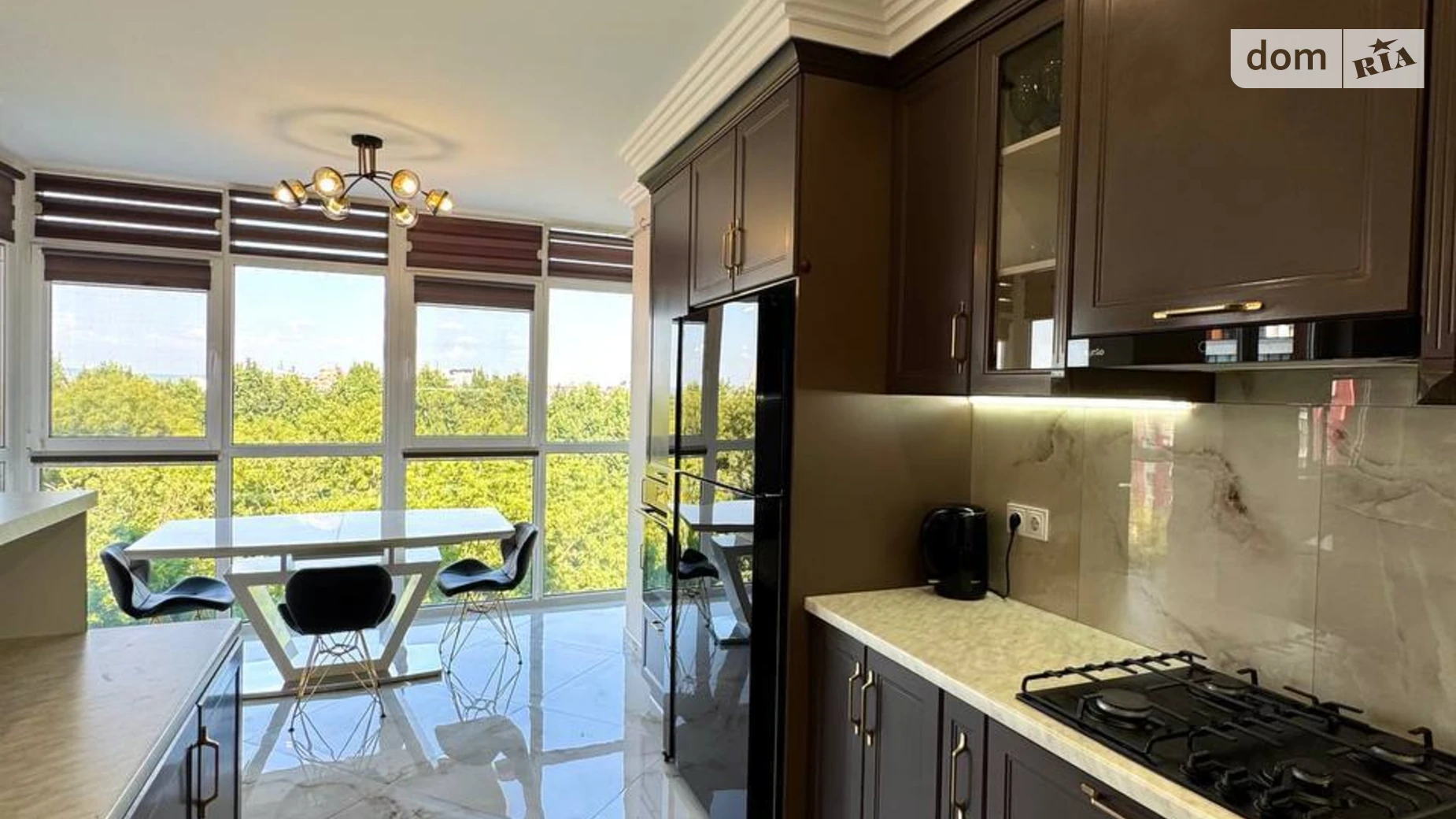 Продается 3-комнатная квартира 111 кв. м в Черновцах, ул. Ровенская, 12Б/1 - фото 5