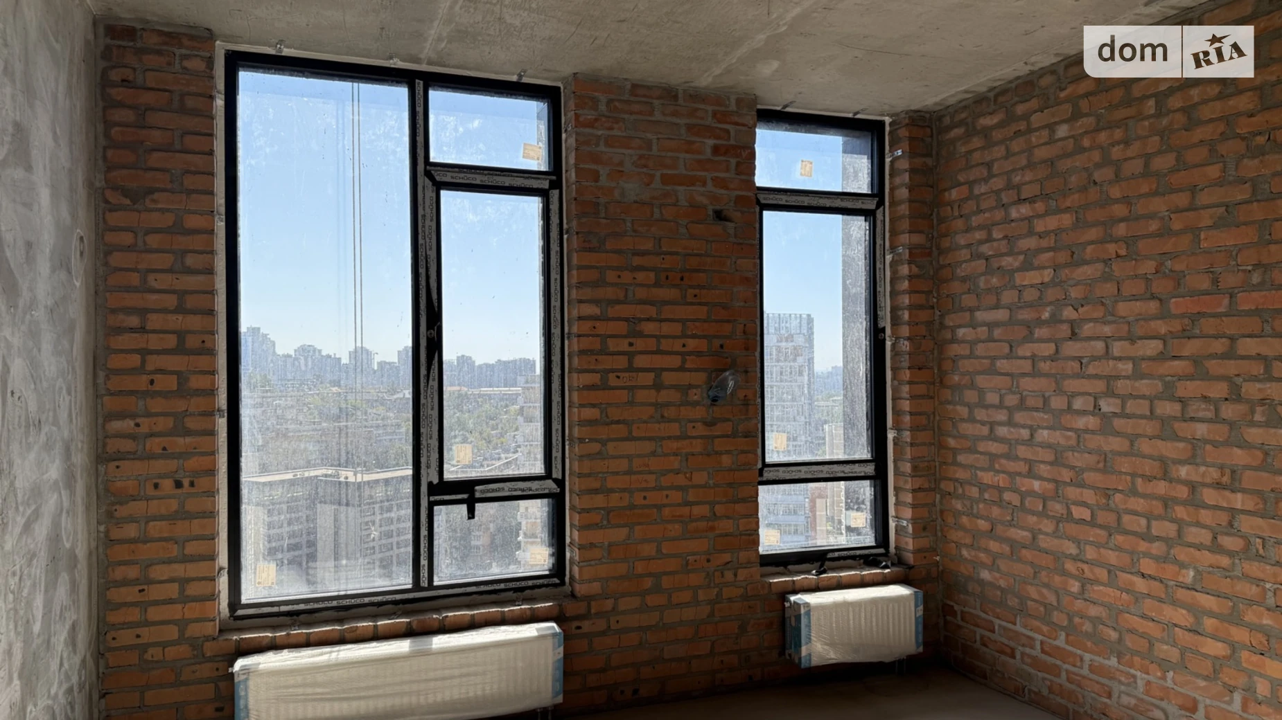 Продается 1-комнатная квартира 57.6 кв. м в Киеве, ул. Василия Тютюнника, 39/2 - фото 2