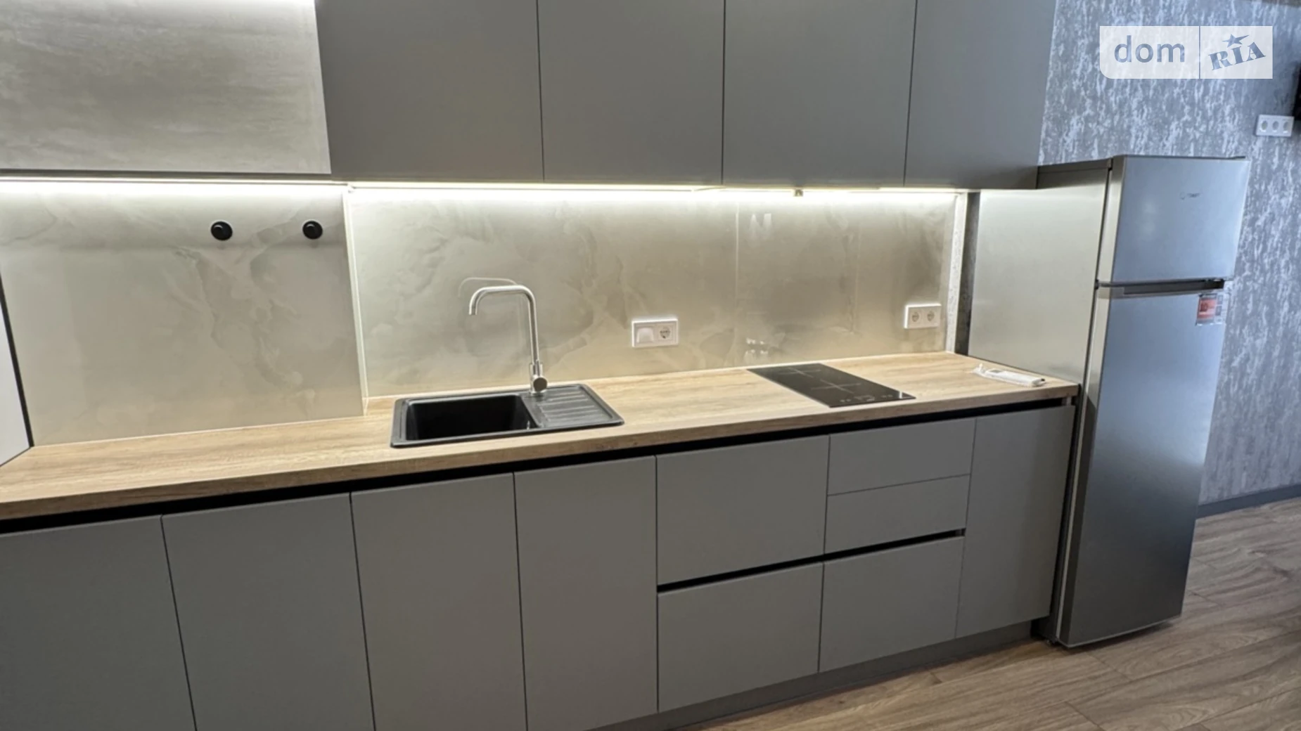 Продается 1-комнатная квартира 32 кв. м в Одессе, Фонтанская дор., 25Ж - фото 2