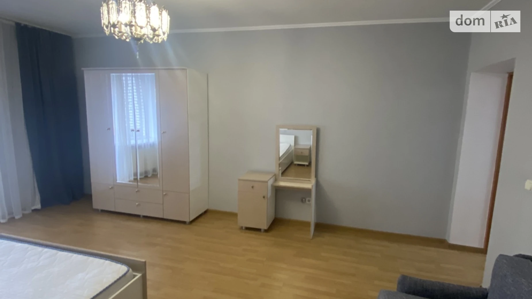 1-комнатная квартира 54 кв. м в Тернополе, ул. Академика Сергея Королева - фото 2