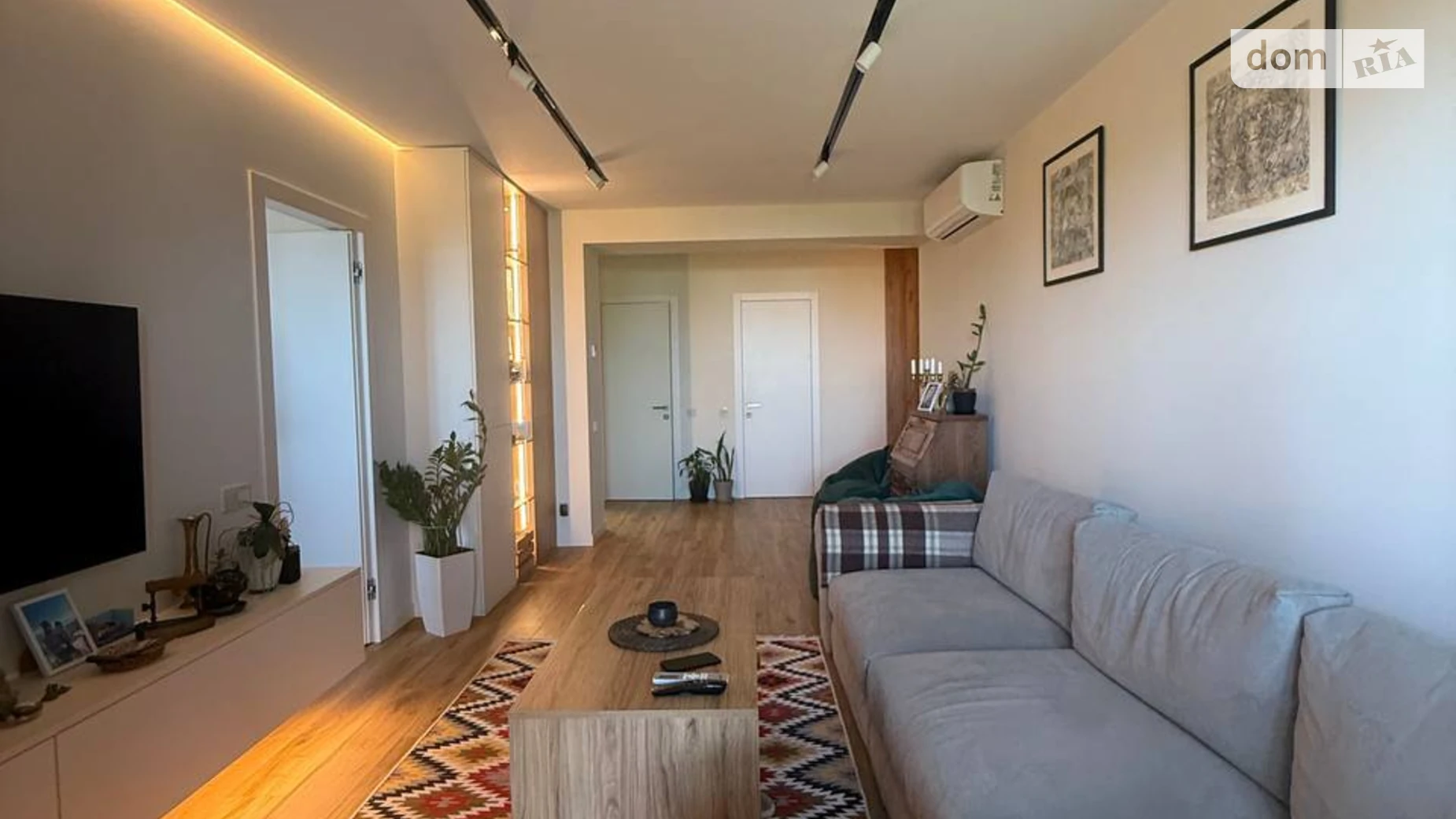 Продается 2-комнатная квартира 73.5 кв. м в Львове, ул. Жасминовая, 11 - фото 2