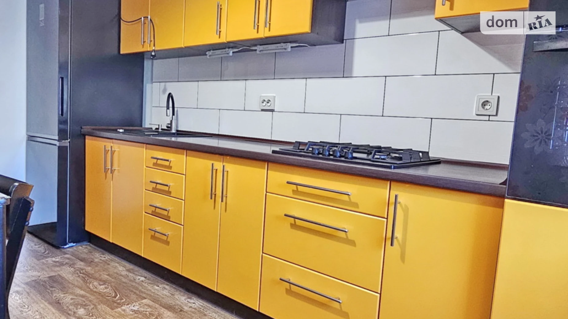 Продается 3-комнатная квартира 70 кв. м в Черкассах, ул. Нижняя Горова - фото 2