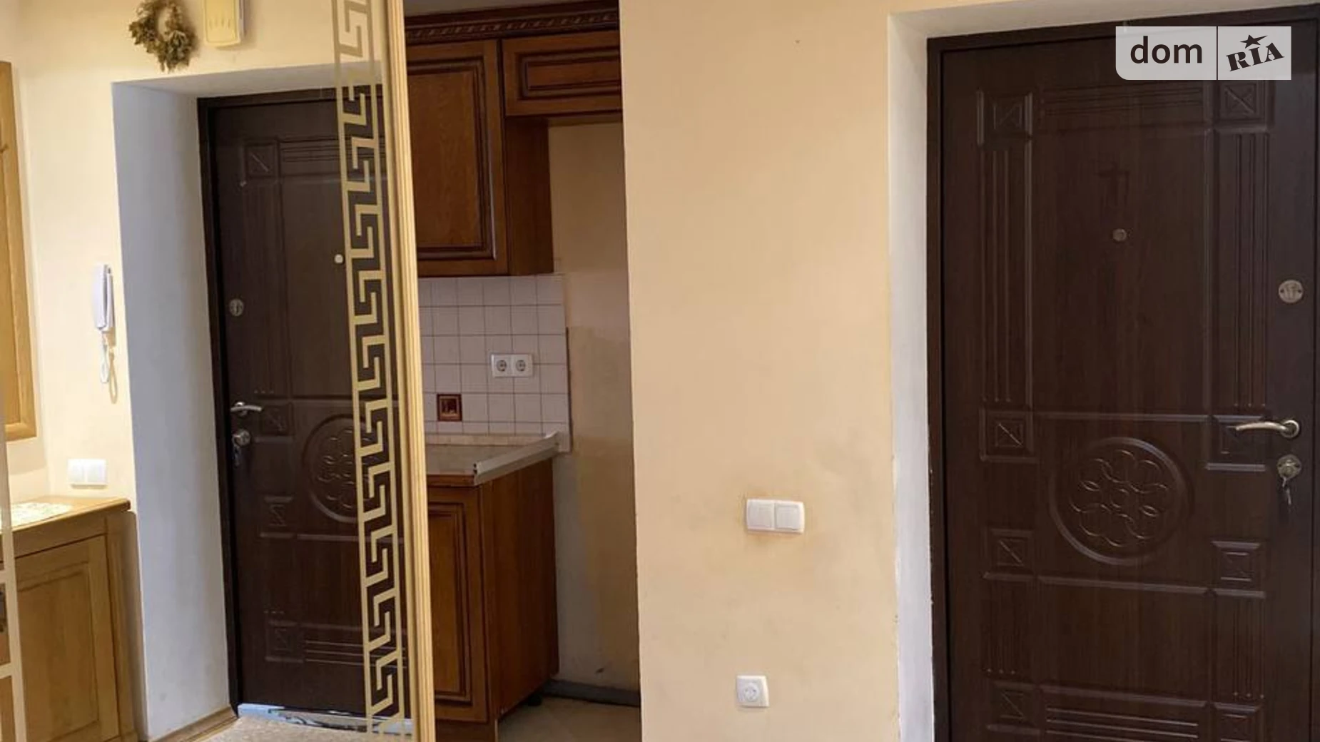 3-комнатная квартира 96.3 кв. м в Тернополе, ул. Генерала Мирона Тарнавского - фото 4
