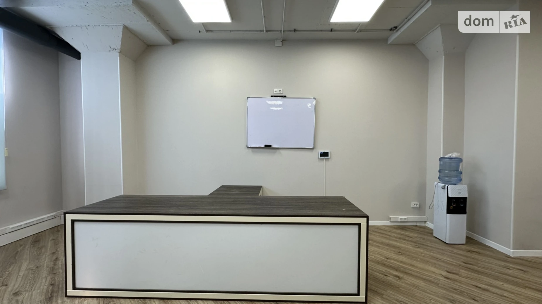 Сдается в аренду офис 185 кв. м в бизнес-центре, цена: 1200 $ - фото 3